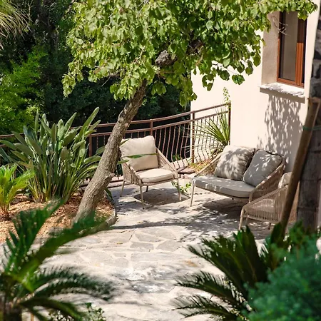 Tinah Hotell Saint-Tropez