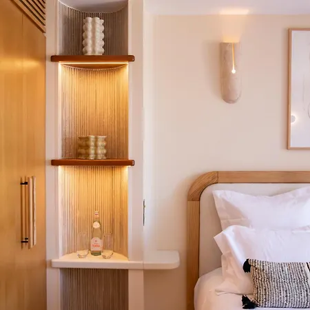 Hotell Tinah Saint-Tropez