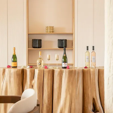 Hotell Tinah Saint-Tropez